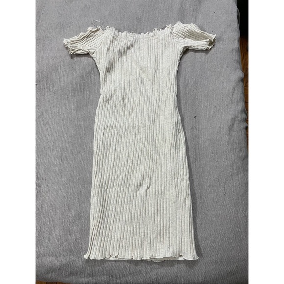 Body con button dress - Picture 2 of 3